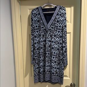 Elegant White House Black Market Blue and White Patterned Dress